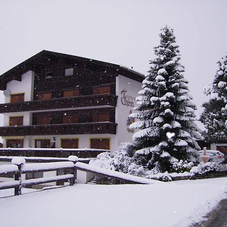 Ferienwohnungen Monja Und Dietmar Thoeni Arzl im Pitztal Exterior photo